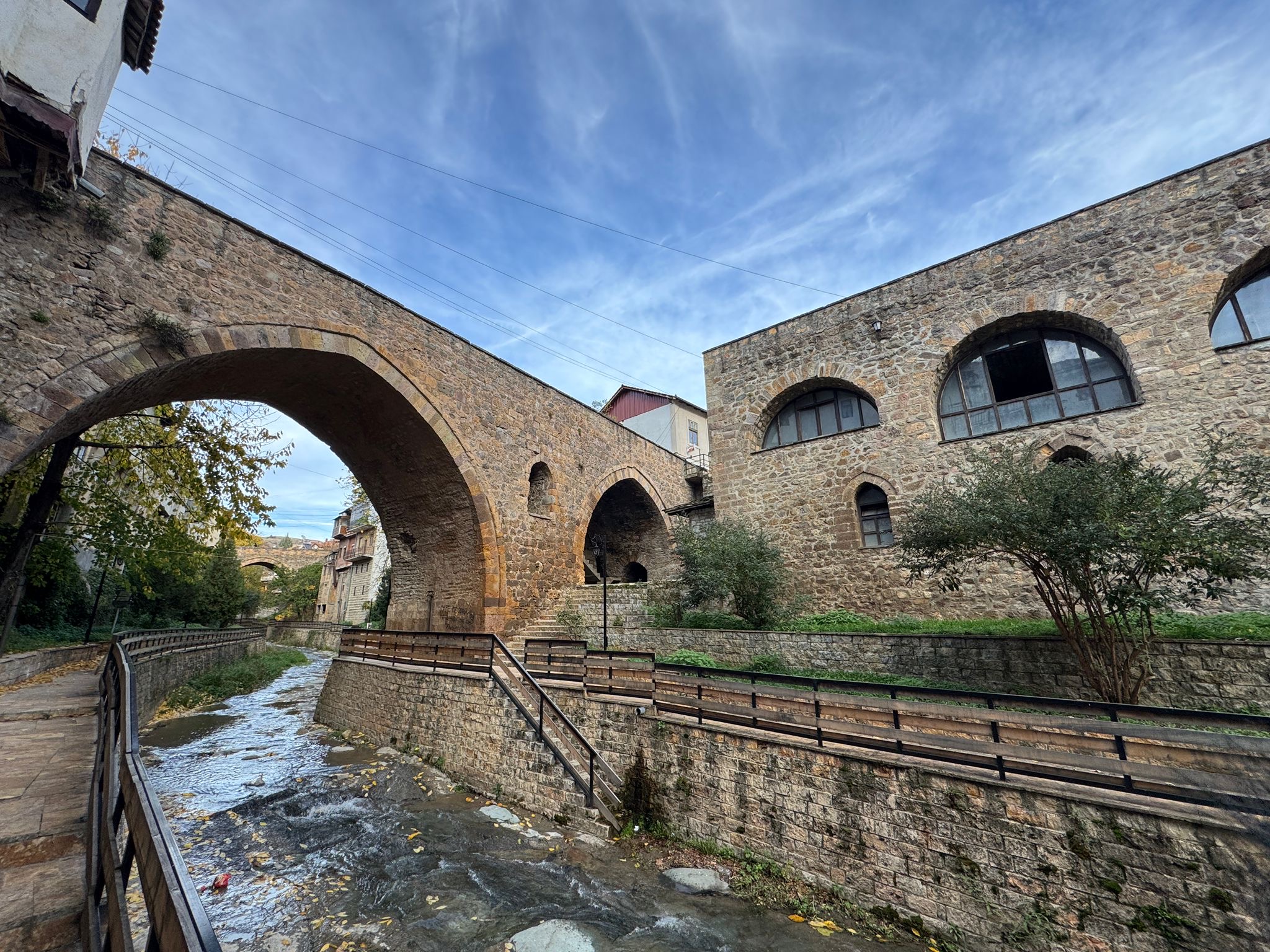 C27f0e33 Da0a 4040 B352 D128a180d515