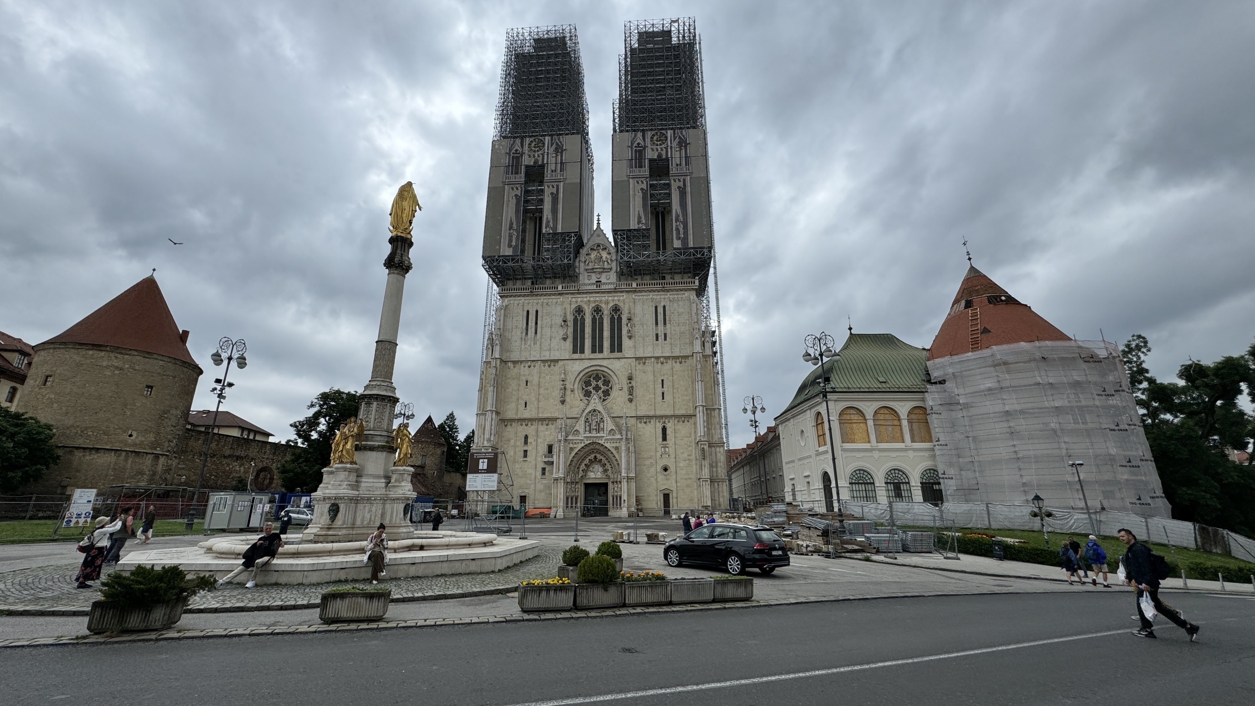 Zagreb Cathedral with its twin spires and the Virgin Mary column, Croatia