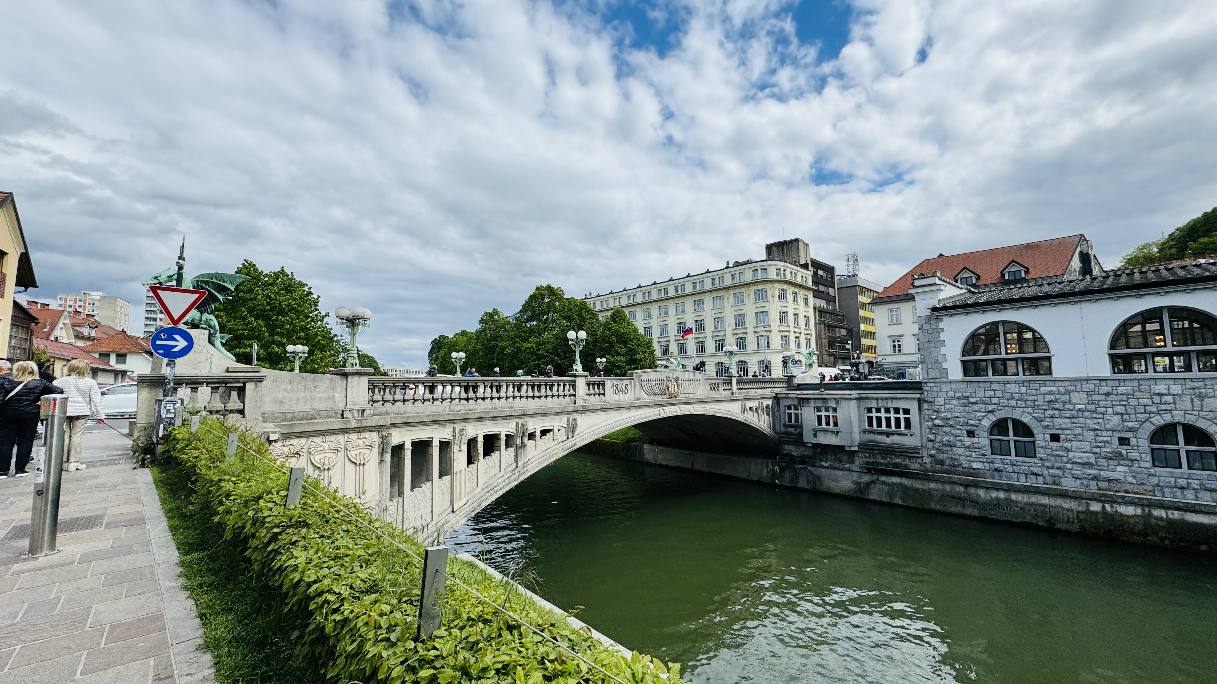 슬로베니아 하이라이트: 5일 류블랴나, 블레드, 피란 & 소차 계곡 투어 대표 이미지